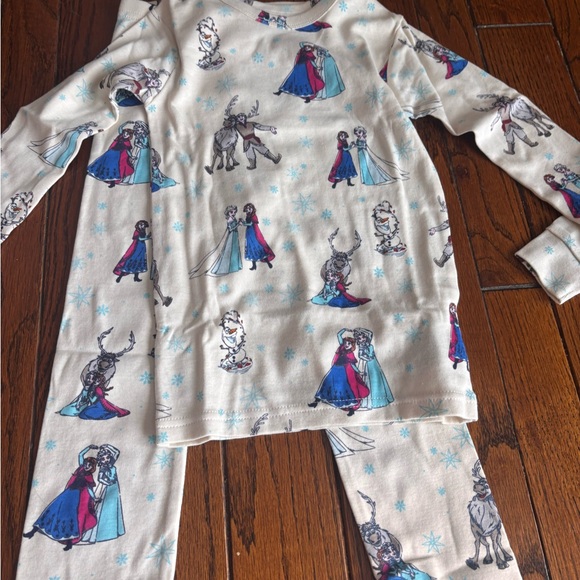 NWT Gap Kids Frozen Anna & Elsa Organic Cotton Pajama Set - Picture 5 of 7